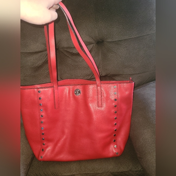 Michael Kors Large ZIP Leather Tote - Picture 3 of 5